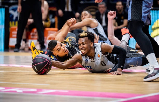 俱乐部的不 俱乐部的不